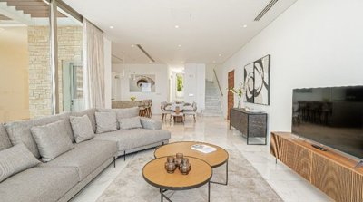 414a0e4d-d501-41b4-a496-381c8f97231f