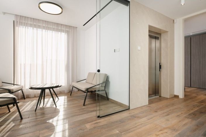 Image No.16-4 Bed House for sale