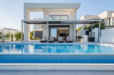 5dde907a-4e07-4f00-8f80-cf714b1f4773