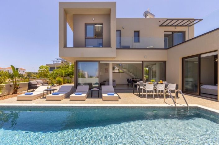 Image No.2-3 Bed House for sale