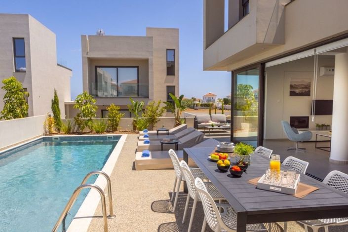 Image No.3-3 Bed House for sale