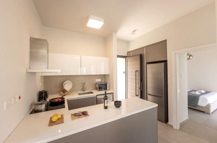 Image No.6-3 Bed House for sale