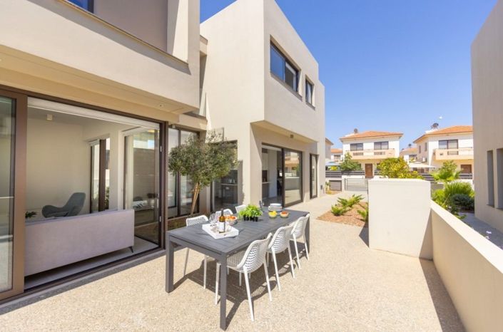 Image No.6-3 Bed House for sale