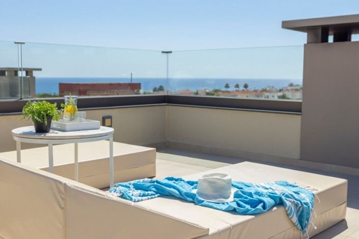 Image No.8-3 Bed House for sale