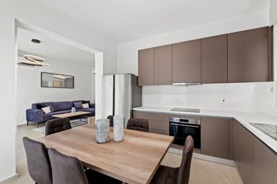 bfca0643-ed87-4011-a6b6-1aba472f69dd