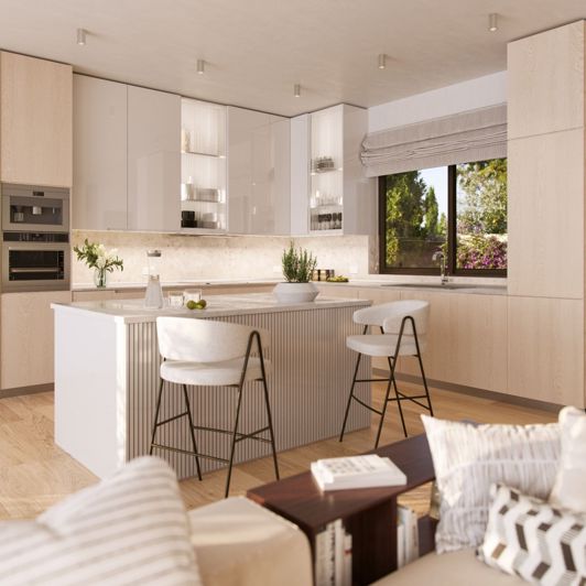 Image No.4-4 Bed House for sale