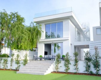 1c7c5297-7bad-414b-b7a3-2923d5d19014