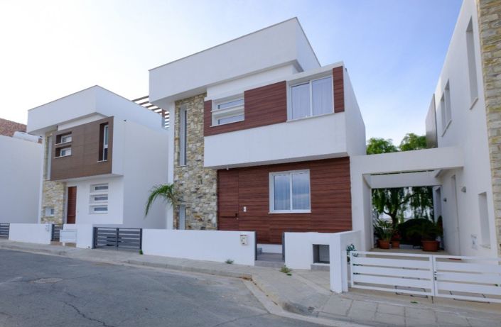 Image No.4-4 Bed House for sale