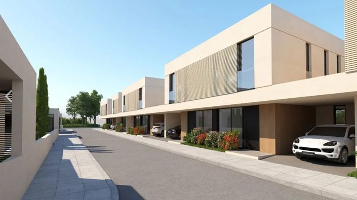 Image No.11-3 Bed House for sale