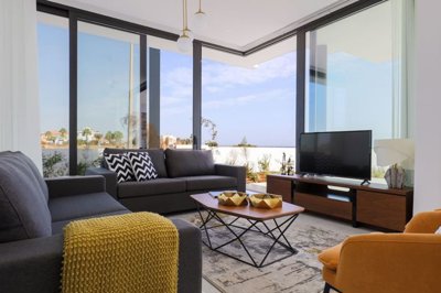 85ba0198-a5a7-4b03-9dc3-3b7e69a4926f