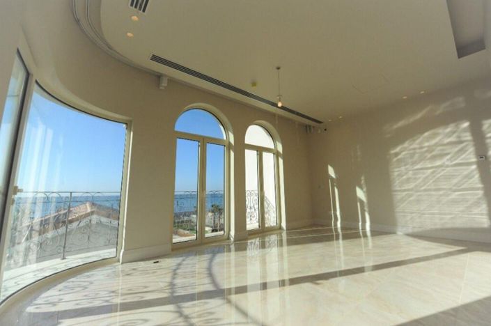 Image No.18-5 Bed House for sale