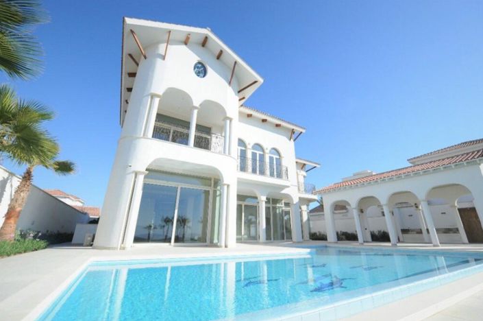 Image No.3-5 Bed House for sale