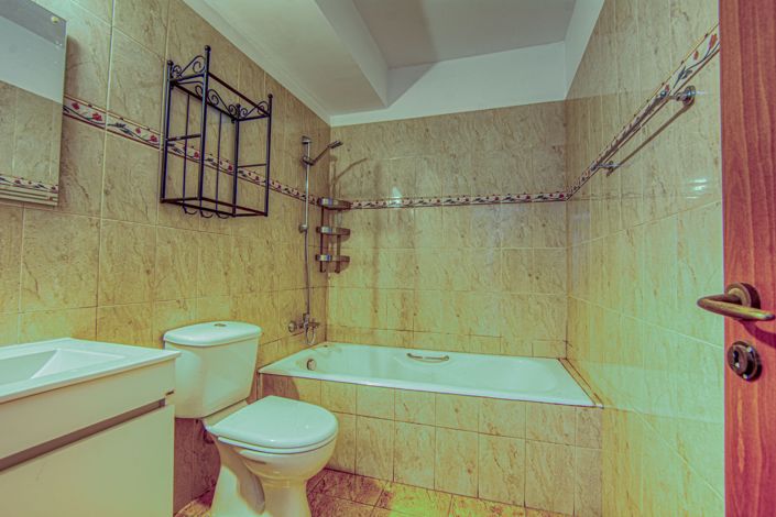 Image No.12-2 Bed Apartment for sale