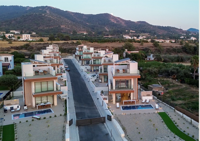 Image No.9-4 Bed Villa for sale