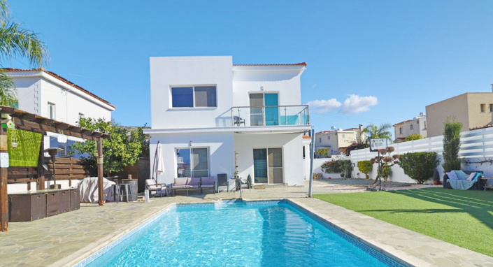 Image No.15-4 Bed House for sale