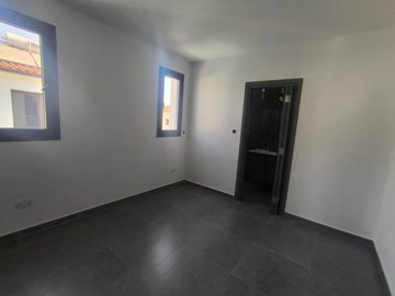 374de8a9-a5df-4ad3-adc1-63579f2d6cde