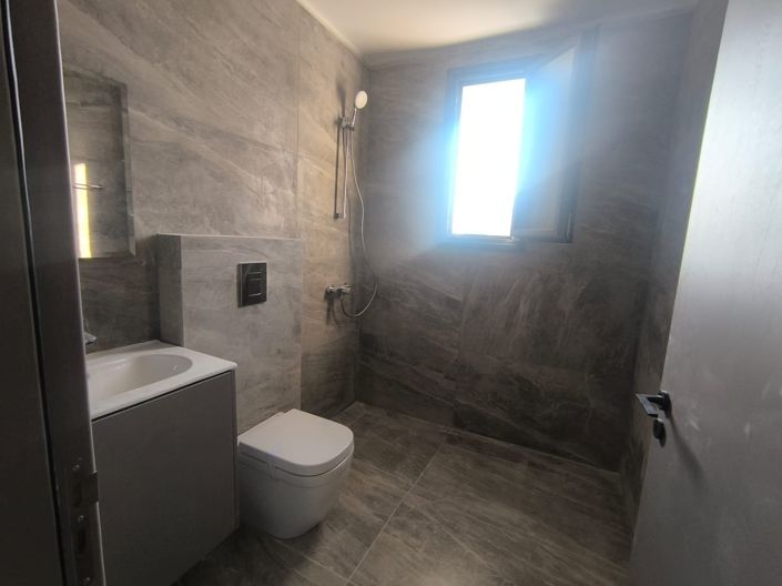 Image No.7-3 Bed Apartment for sale