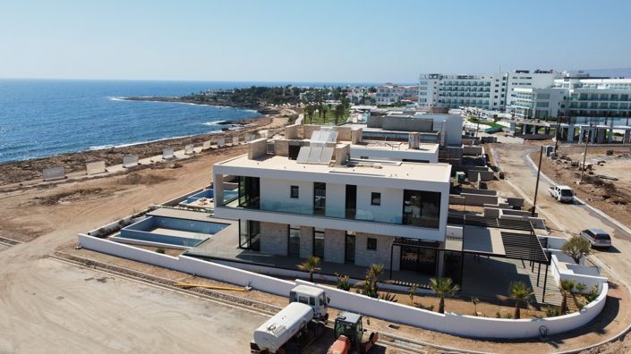 Image No.10-5 Bed House for sale