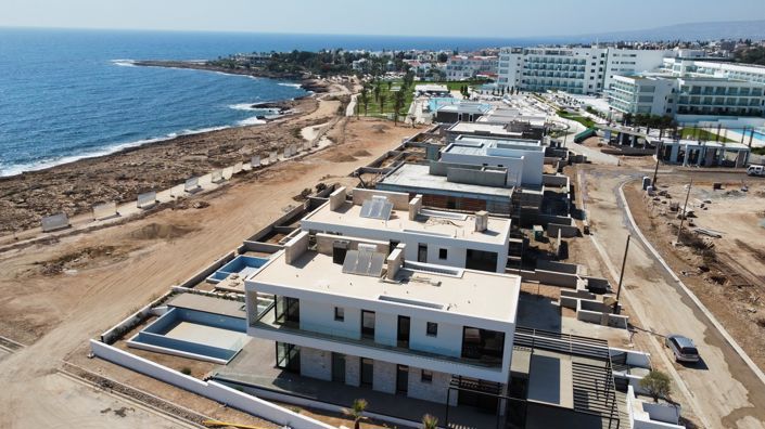 Image No.9-5 Bed House for sale