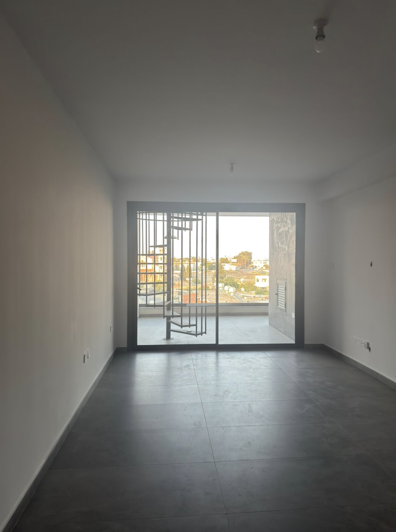 Image No.2-Appartement de 2 chambres à vendre à Aradippou