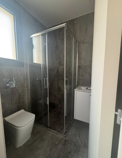 Image No.3-Appartement de 2 chambres à vendre à Agios Fanourios