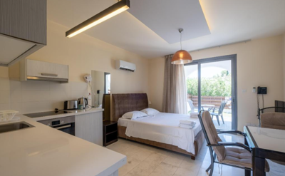 c7b0eef1-6a9e-4fd0-a6ef-6d5839d9f9f0