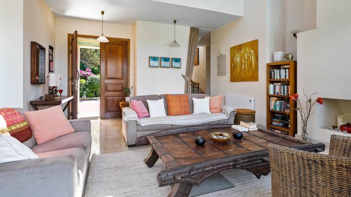 Image No.4-3 Bed House for sale