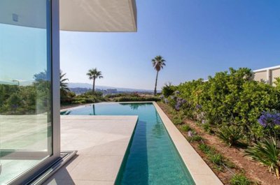 ba8c20d9-a054-48d8-aad1-f7148cbc5184