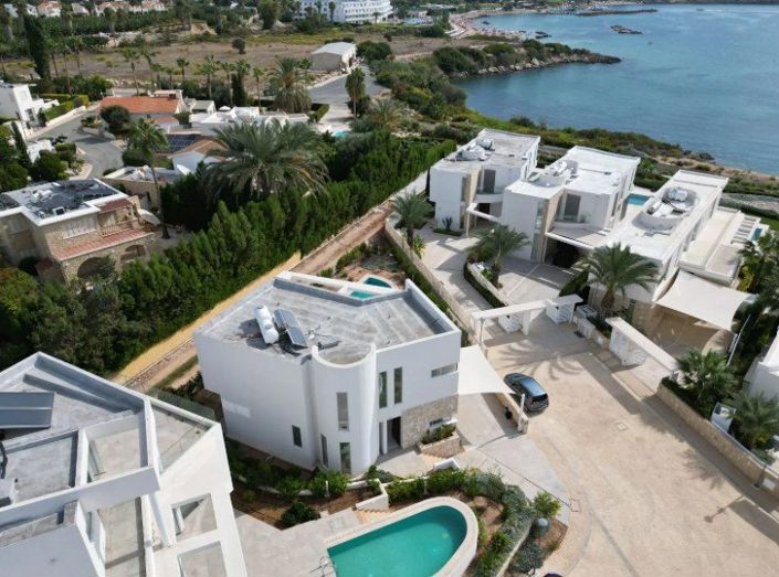 Image No.3-4 Bed House for sale