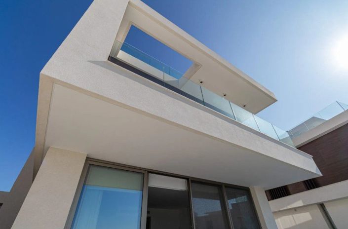 Image No.4-5 Bed House for sale