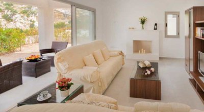 4ef5feb9-9e94-4e49-84c7-16fbdb72534c