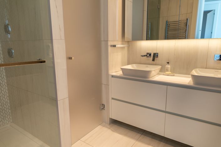 Image No.17-4 Bed Apartment for sale