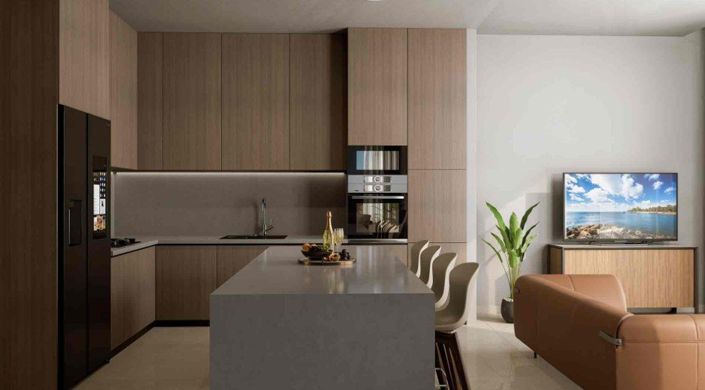 Image No.8-5 Bed House for sale