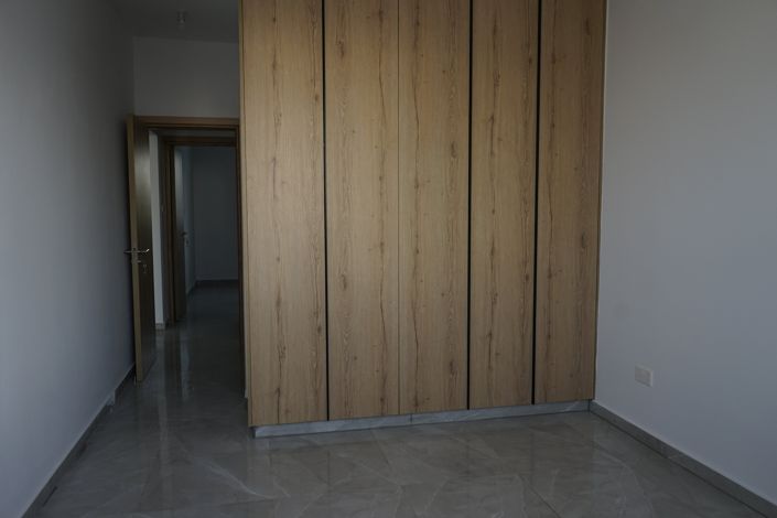 Image No.11-3 Bed Apartment for sale