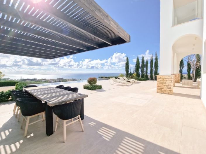 Image No.14-3 Bed House for sale