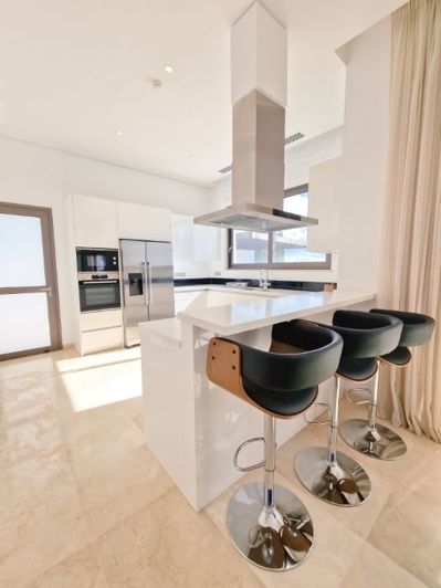 Image No.24-3 Bed House for sale