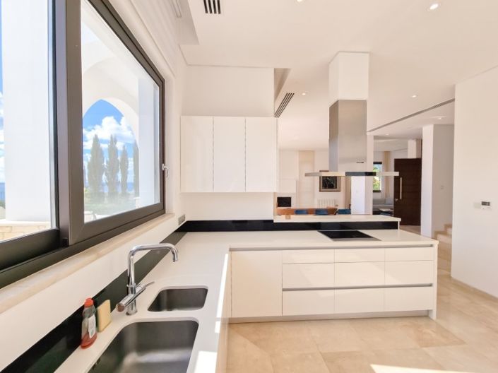 Image No.27-3 Bed House for sale