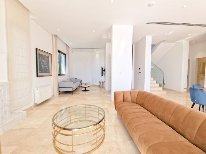 Image No.30-3 Bed House for sale