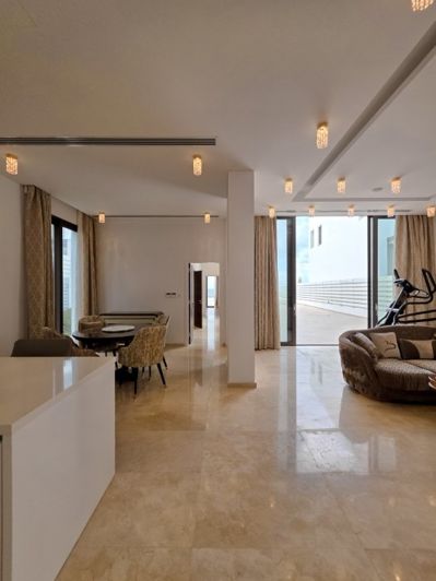 Image No.29-4 Bed House for sale