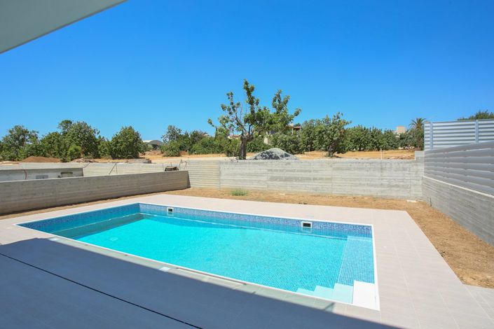 Image No.4-3 Bed House for sale