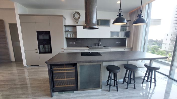 Image No.3-3 Bed Apartment for sale