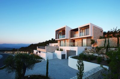 4e151a92-f7bc-4be9-9fb4-45ee56147b2b