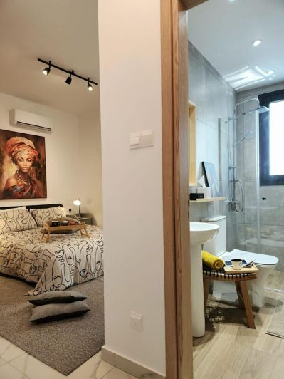 Image No.21-3 Bed Apartment for sale