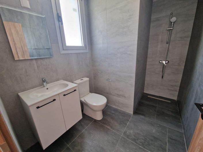 Image No.4-2 Bed Penthouse for sale