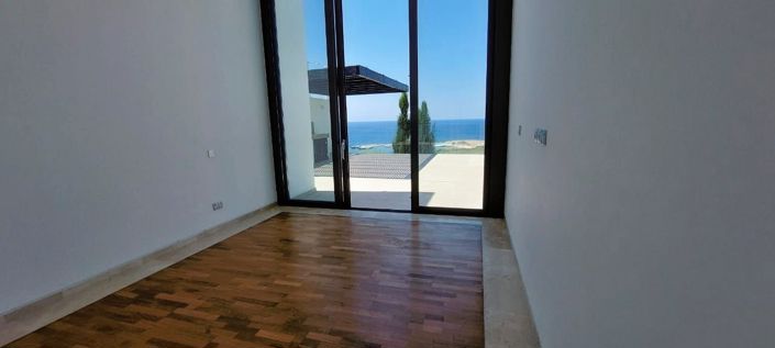 Image No.15-5 Bed Villa for sale