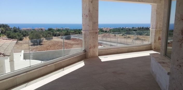 Image No.2-7 Bed House for sale