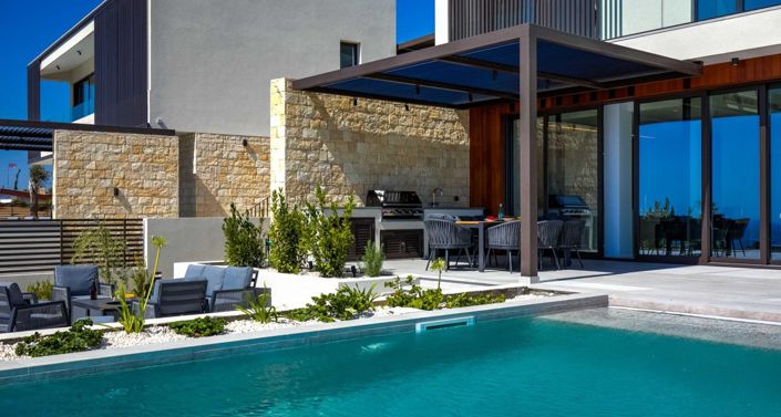 Image No.13-6 Bed House for sale