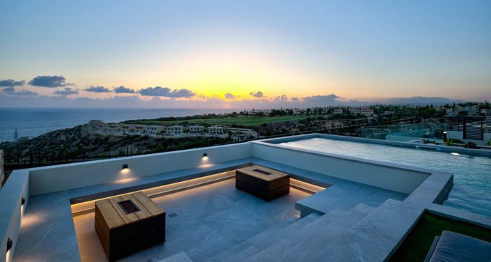 Image No.21-6 Bed House for sale