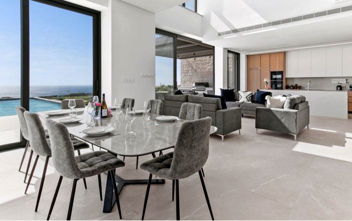 Image No.5-6 Bed House for sale