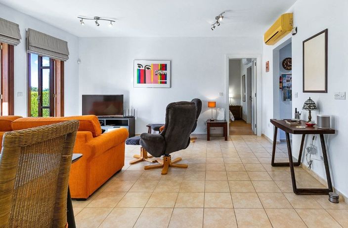 Image No.9-2 Bed Apartment for sale